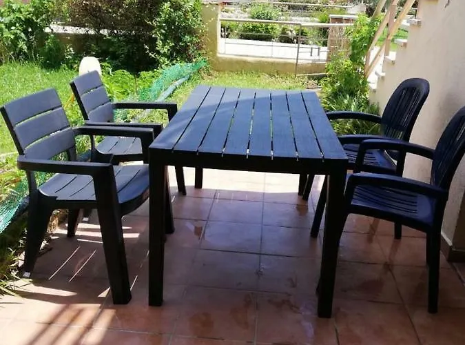 μaisonette Of 6 Persons, 50 Meters From The Sea