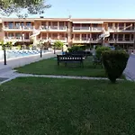μaisonette Of 6 Persons, 50 Meters From The Sea بيت للعطل غيراكيني